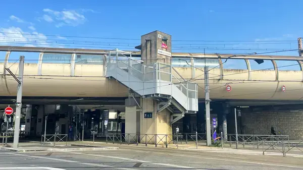 Monte Escalier Habitat Monte escalier Cenon