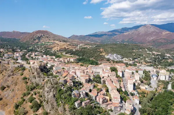 Monte Escalier Habitat Monte escalier Corte