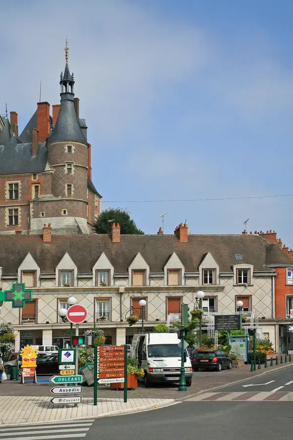 Monte Escalier Habitat Monte escalier Gien