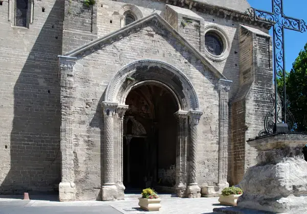 Monte Escalier Habitat Monte escalier Le Thor