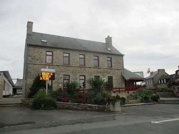 Monte Escalier Habitat Monte escalier Ploumagoar