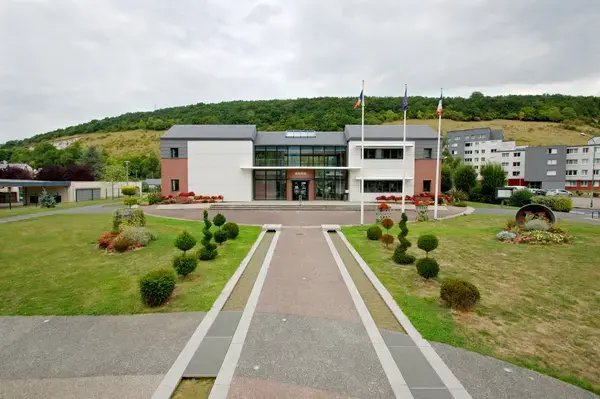 Monte Escalier Habitat Monte escalier Saint-Léger-du-Bourg-Denis